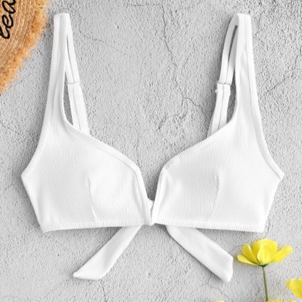ZAFUL V-wired Textured Ribbed Bikini Top - White S